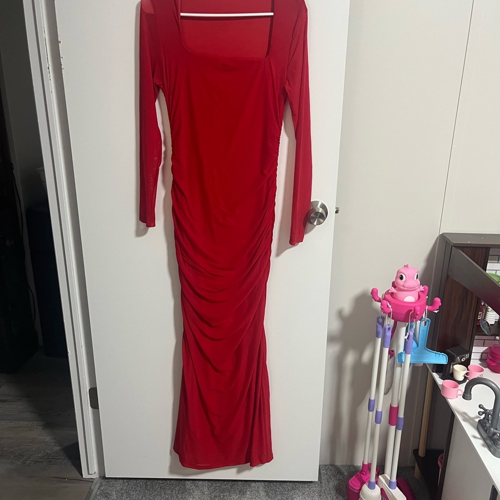 Slim Ruched Red Sheer Long Sleeve Maxi Dress with Square Neckline